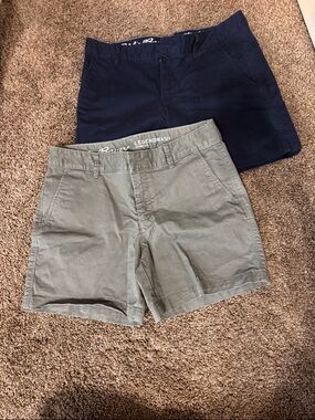 Eddie Bauer Olive and Navy Women’s Flat-Front Shorts